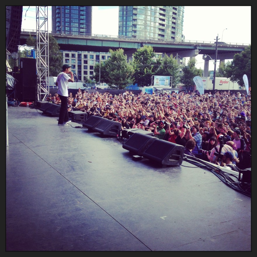 2013 - Field Trip - Backstage